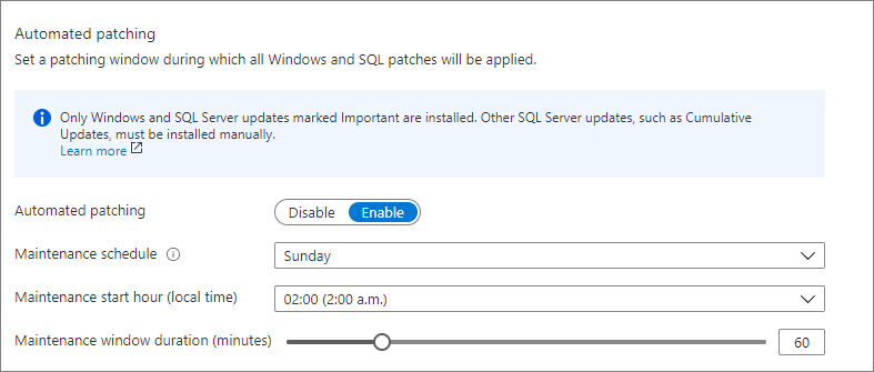 Azure 门户中的 SQL 虚拟机资源的屏幕截图，其中显示配置自动修补和计划的位置。