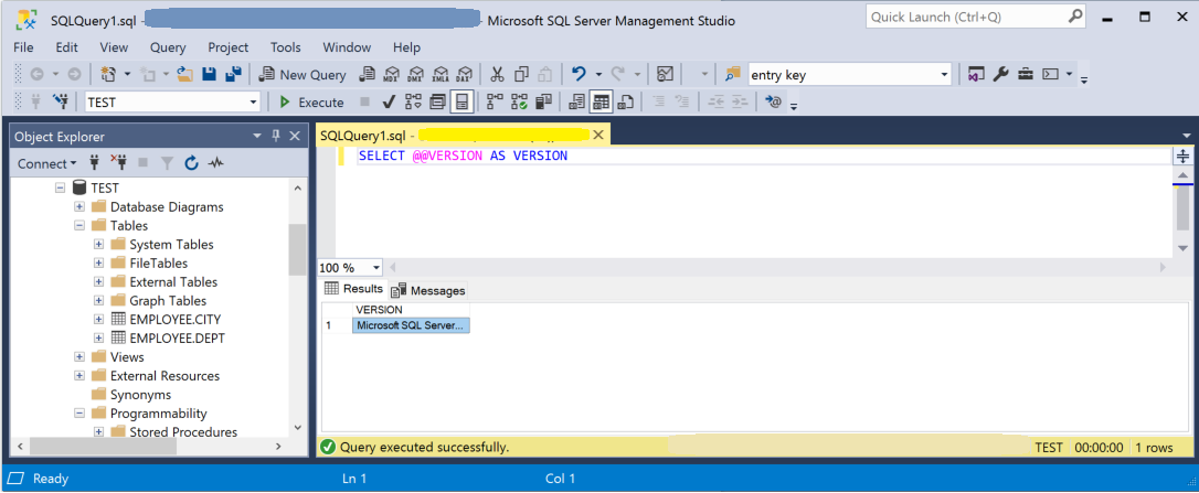 显示比较 SQL Server Management Studio 中的架构的屏幕截图。