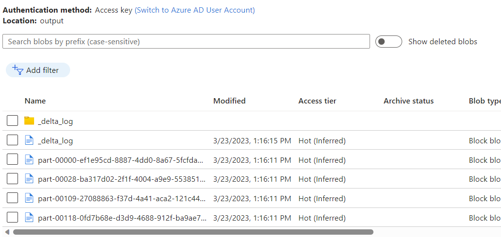 Azure Blob 存储容器中管道的输出文件的屏幕截图。