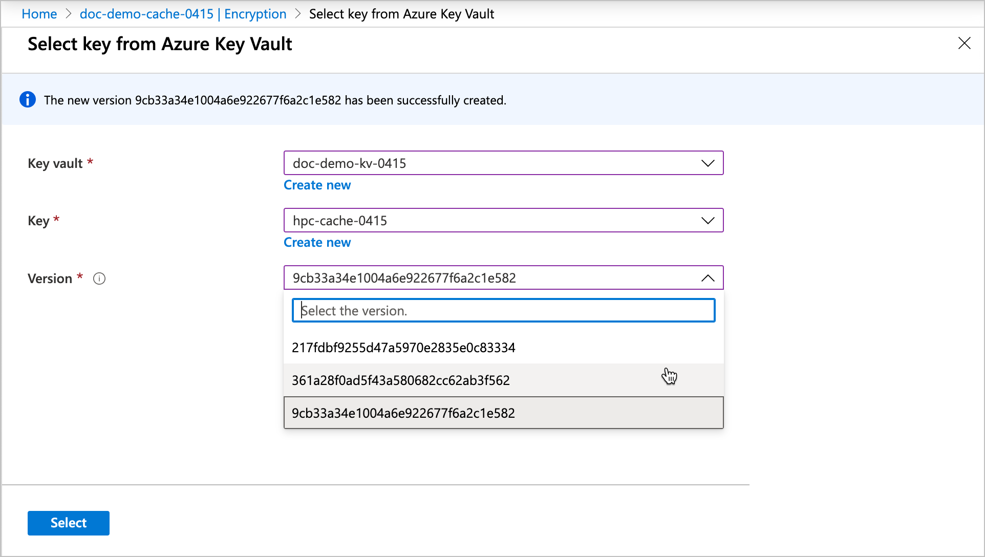 “从 Azure Key Vault 中选择密钥”页面的屏幕截图，其中有三个下拉选择器用于选择密钥保管库、密钥和版本。