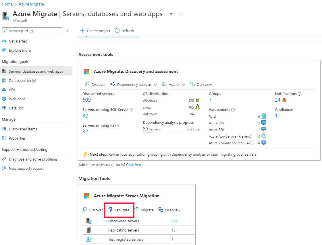 Azure Migrate 中的“服务器”屏幕的屏幕截图。在“迁移工具”下的“Azure Migrate: 服务器迁移”工具中选择了“复制”按钮。