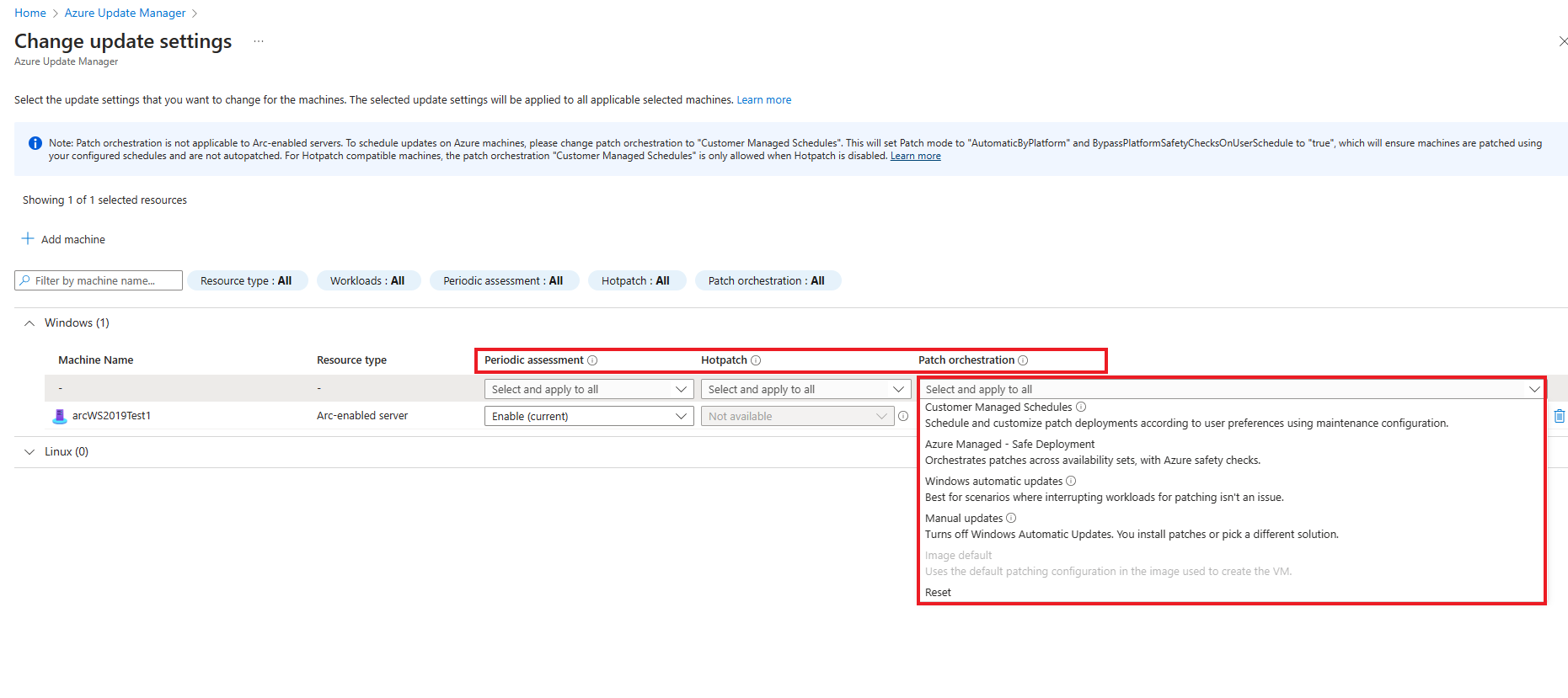 显示突出显示 Azure 门户中的“更新”设置以更改选项的屏幕截图。