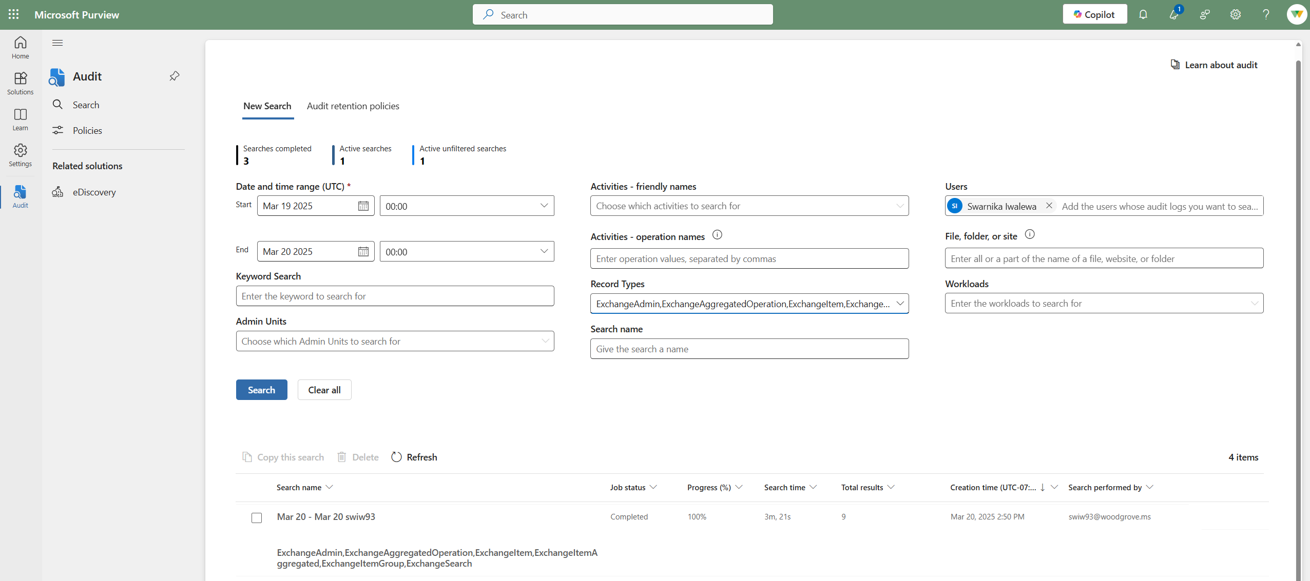 Microsoft Purview 门户的屏幕截图，其中显示了“用户”或“记录类型”的搜索。