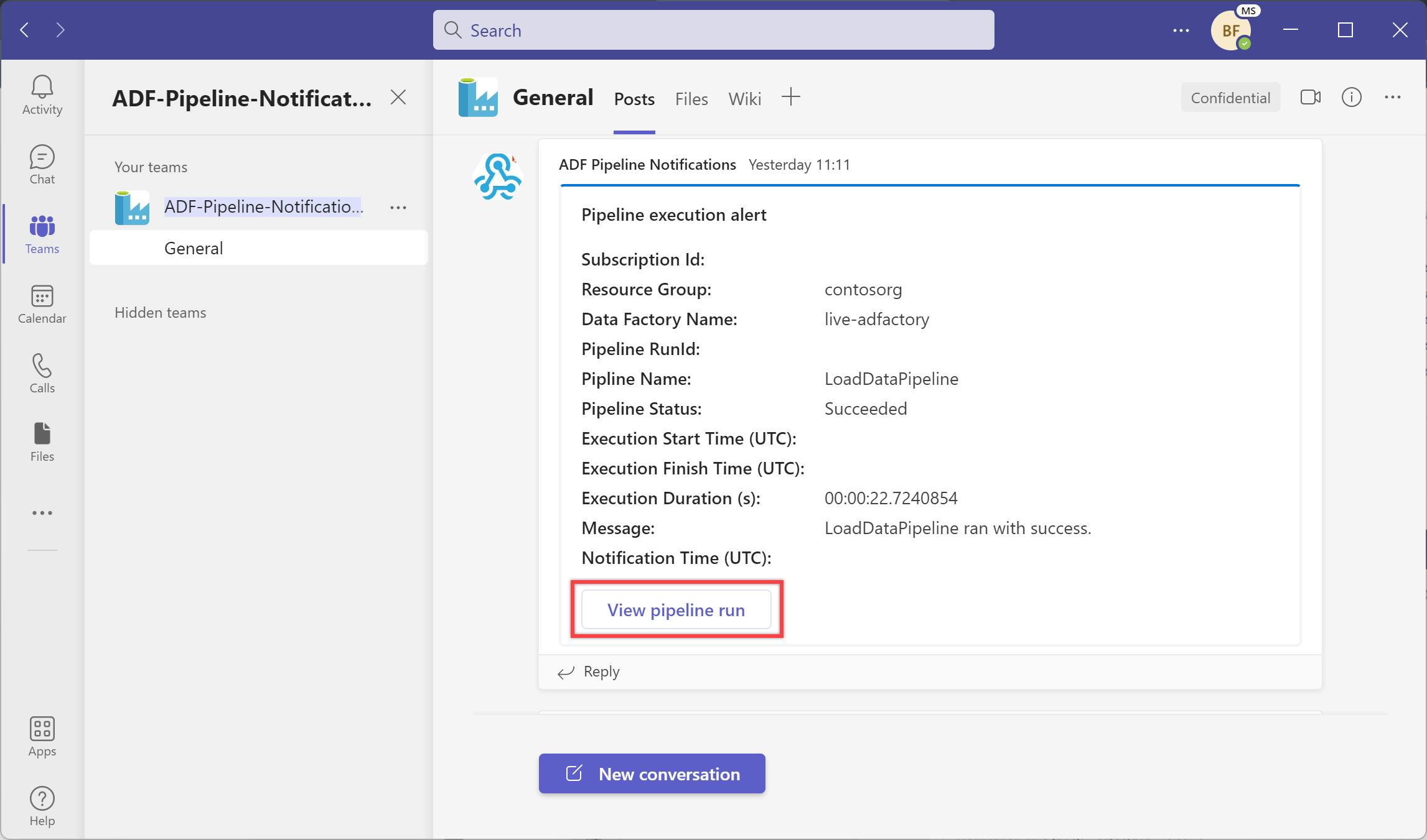 显示了 Teams 通道中的成功管道通知。