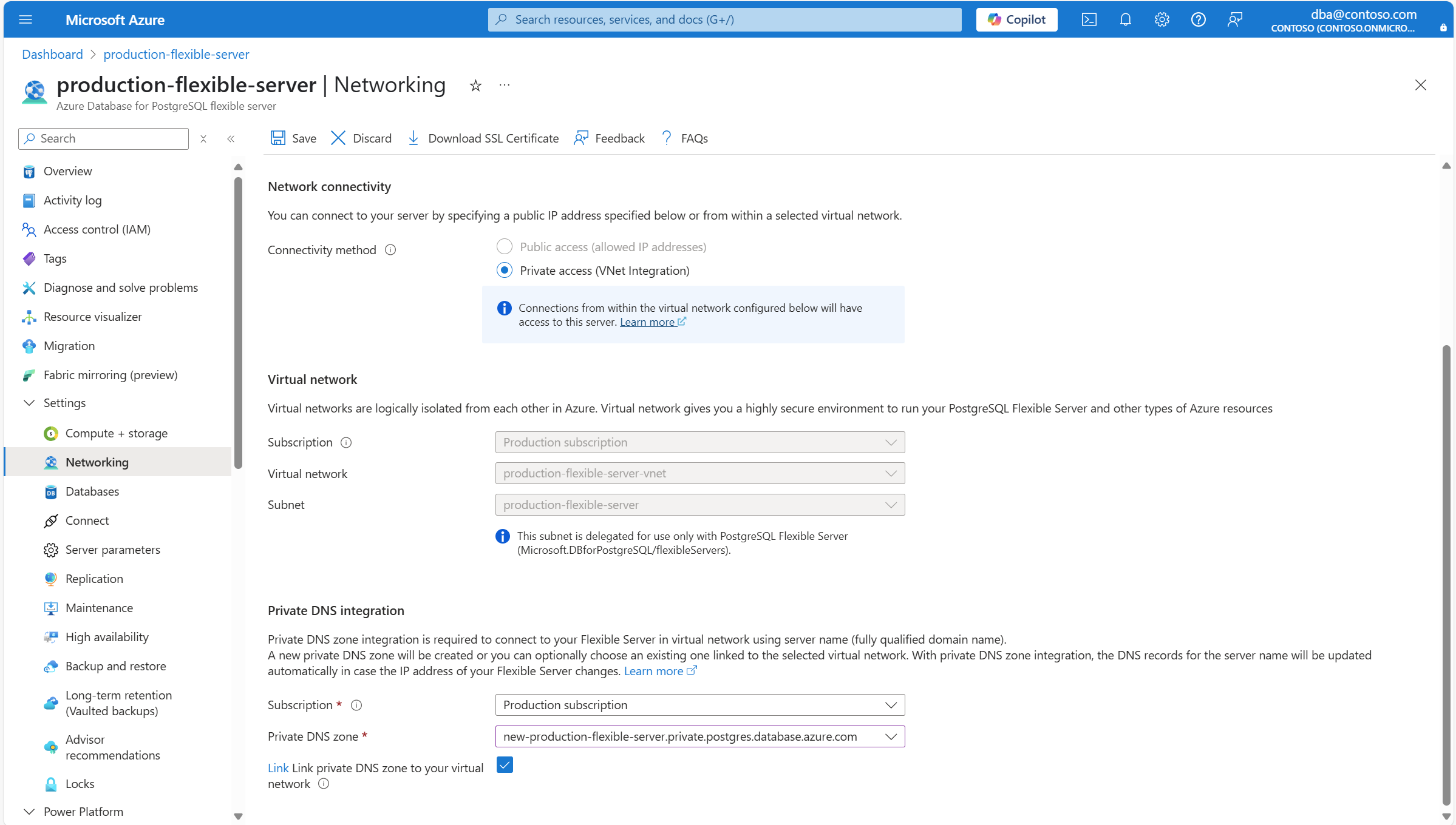 屏幕截图显示如何选择是否将新的专用 DNS 区域链接到在其中注入服务器的虚拟网络。