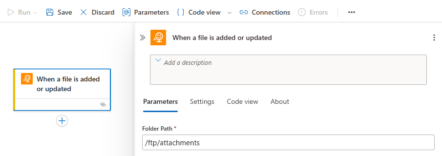 屏幕截图显示了工作流设计器，其中包含 FTP 内置触发器，并设定了要监视的特定文件夹路径。