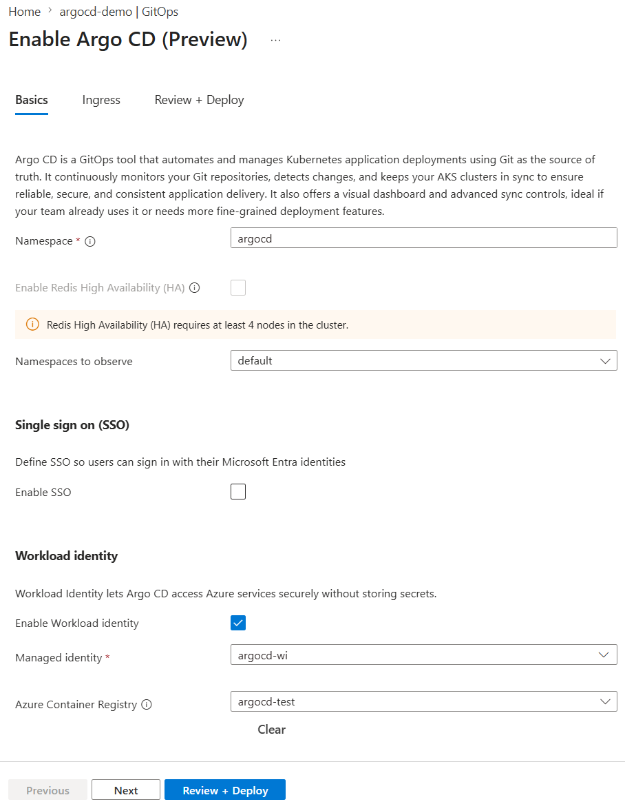 显示“基本信息”选项卡的屏幕截图，其中包含在 Azure 门户中的群集上启用 Argo CD 的选项。
