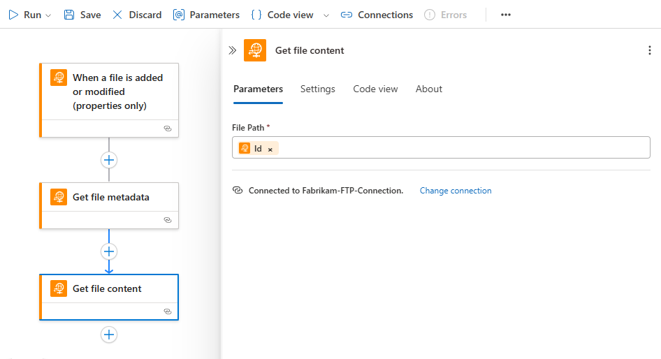 屏幕截图显示工作流设计器，其中“获取文件内容”动作的文件设置为“Id”。