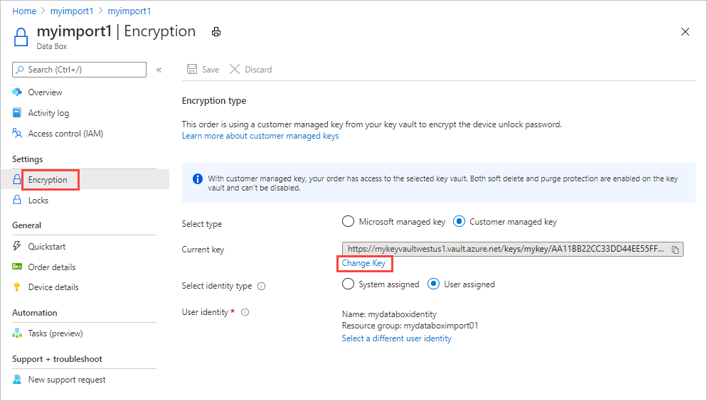 Data Box 订单的“概述”页的屏幕截图，其中显示了客户管理的密钥详细信息。