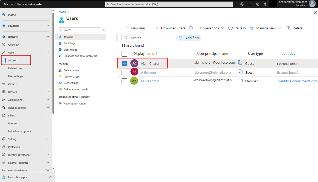 “所有用户”窗格的屏幕截图。
