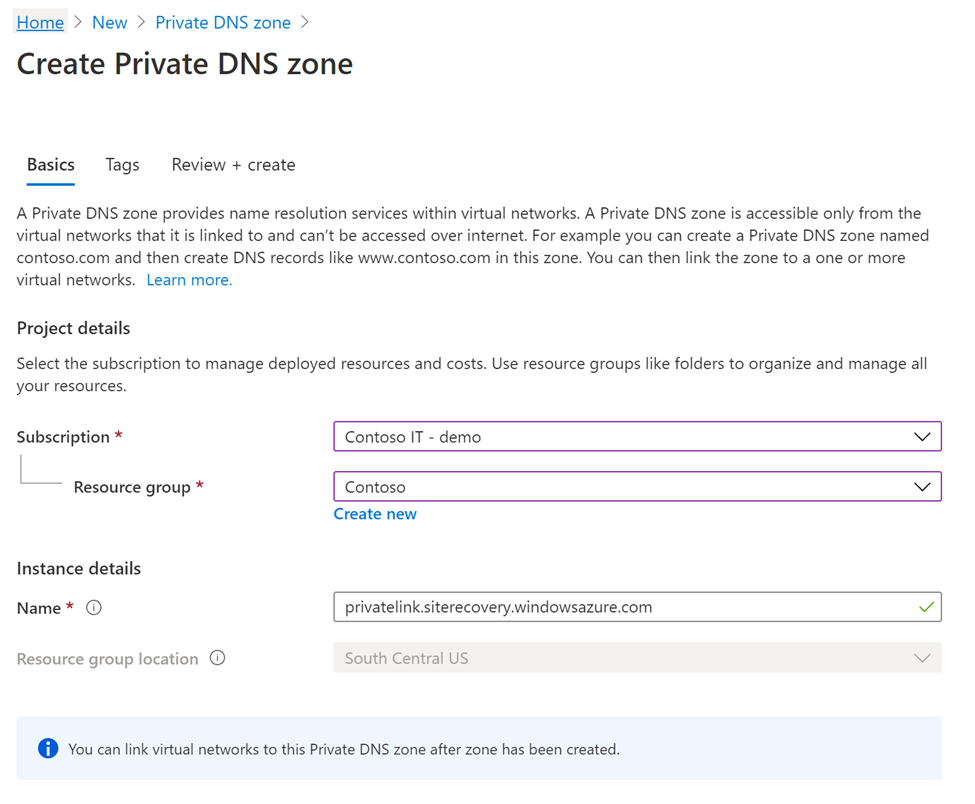 显示 Azure 门户中的“创建专用 DNS 区域”页的“基本信息”选项卡和相关的项目详细信息。