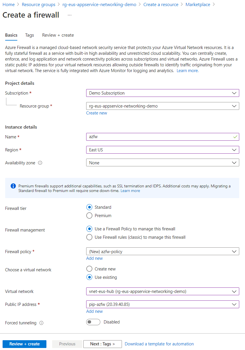 在 Azure 门户中创建 Azure 防火墙的屏幕截图。