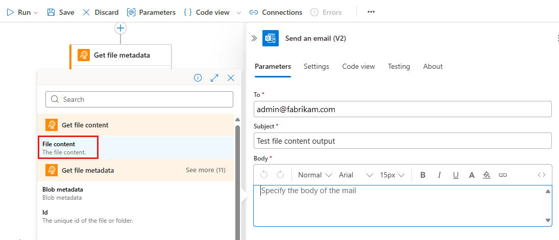 截图显示工作流设计器已打开发送电子邮件动作的动态内容列表，其中“文件内容”已被突出显示。