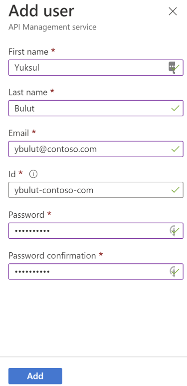 截图显示如何在 Azure 门户中添加用户。