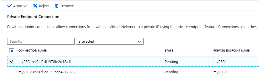 Azure 门户的截图，选择一个专用端点连接以供审批。