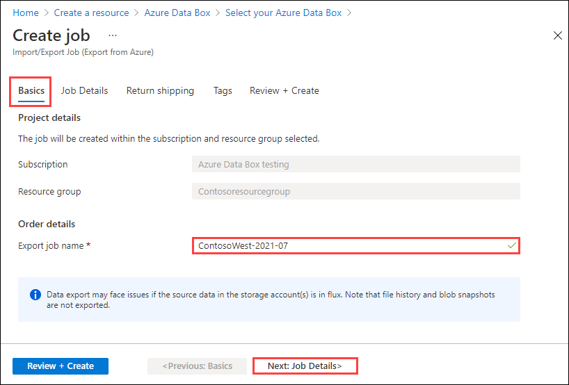 显示 Azure 导入/导出中导出作业的“基本信息”选项卡的屏幕截图。“基本信息”选项卡、“导入作业名称”文本框和“下一步：作业详细信息”按钮突出显示。