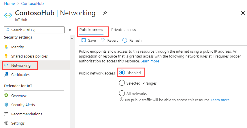 Azure 门户的屏幕截图显示了关闭公共网络访问的位置。